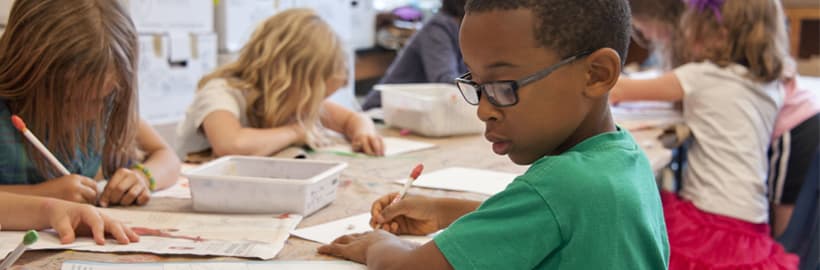 Ne perdez plus vêtements et affaires grâce aux étiquettes personnalisées