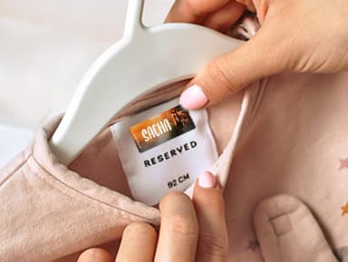 Pack d’Étiquettes Vêtements Autocollantes au motif réaliste