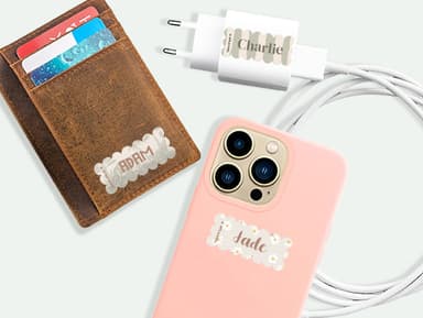 Étiquettes autocollantes avec bords ondulés tendance
